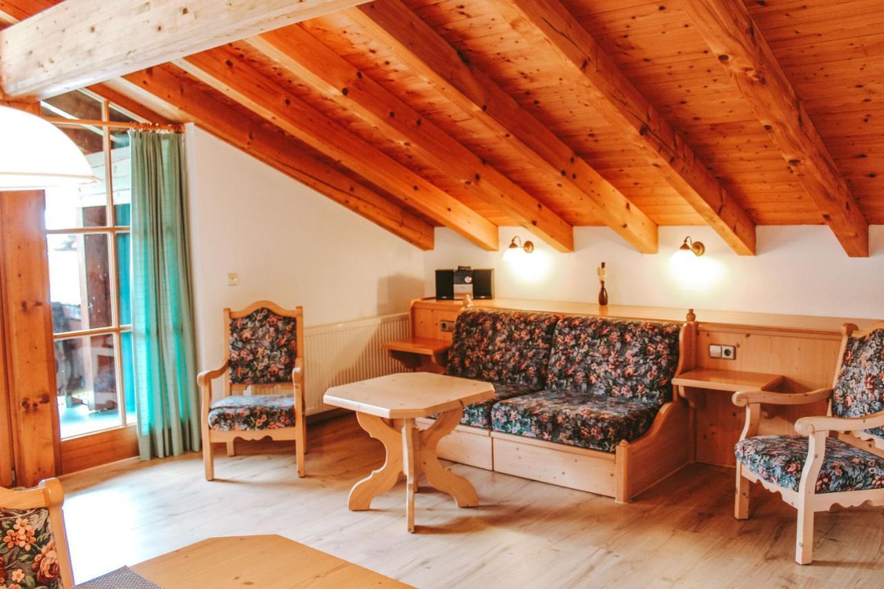 Two-Bedroom Apartment,1258900051:JPEG