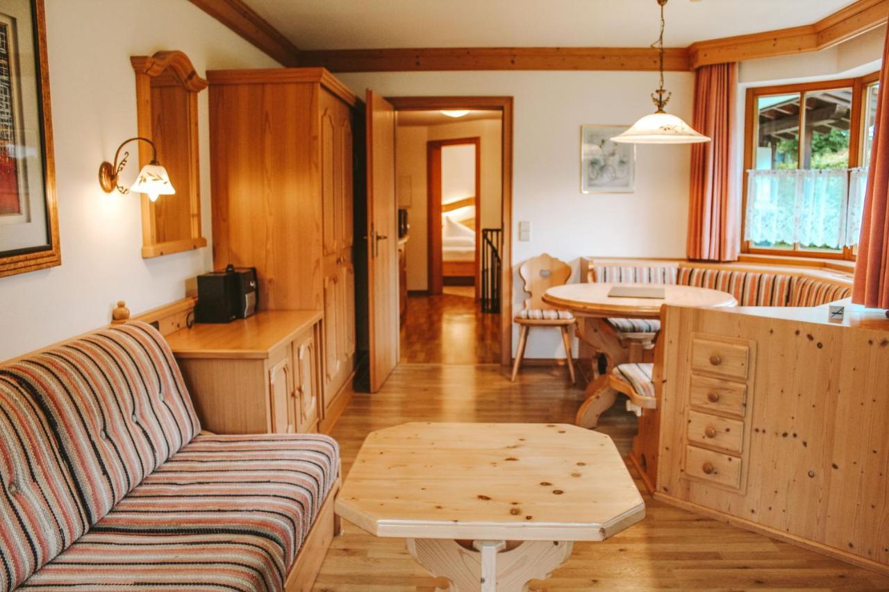 Two-Bedroom Apartment with Terrace,1258893961:JPEG
